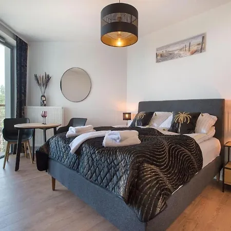 Luxurious Near The Sea In Daire *