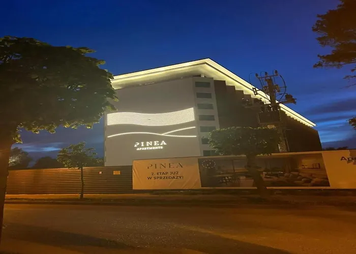 Luxurious Near The Sea In