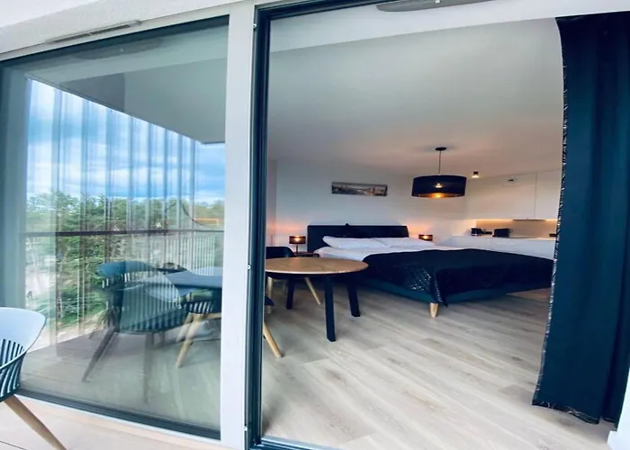 Luxurious Near The Sea In Appartement